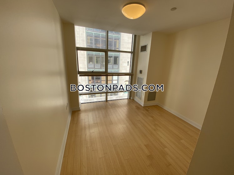 Boylston St., Boston