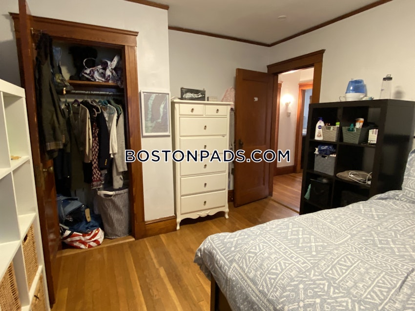 SOMERVILLE - TUFTS - 5 Beds, 1 Bath - Image 19