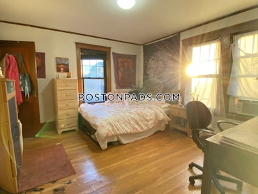 Somerville - 4 Beds, 1 Baths