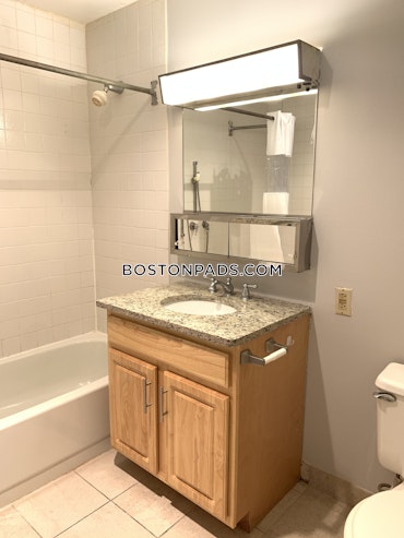 Boston - 2 Beds, 2 Baths