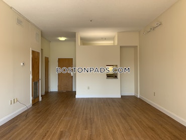 Boston - 2 Beds, 2 Baths