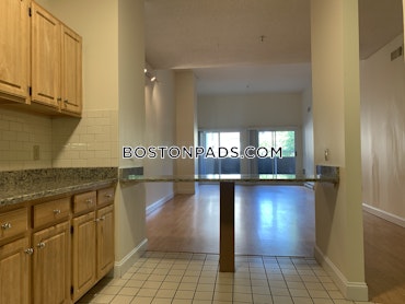 Boston - 2 Beds, 2 Baths