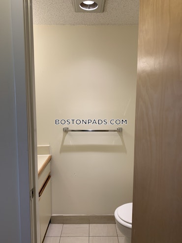 Boston - 2 Beds, 2 Baths