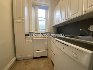 Boston - 1 Beds, 1 Baths