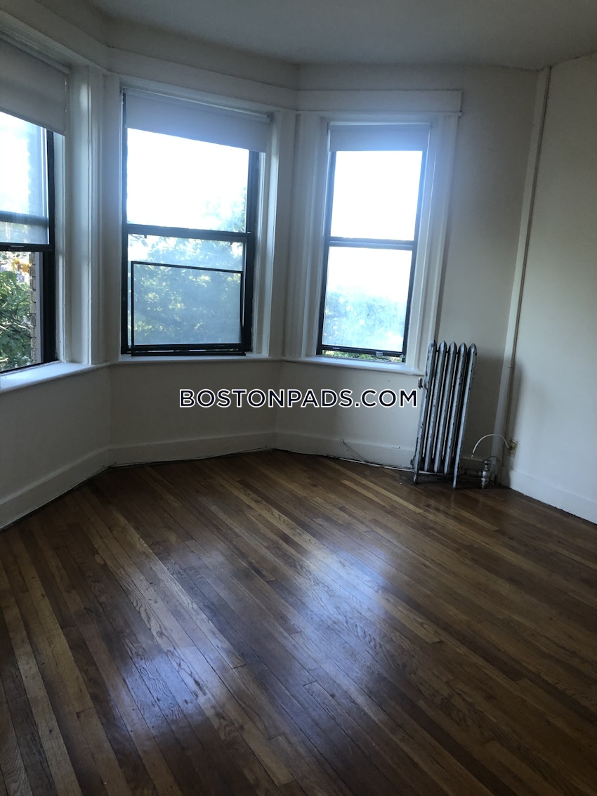 BOSTON - ALLSTON - 1 Bed, 1 Bath - Image 1