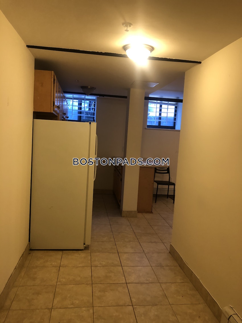 BOSTON - ALLSTON - 2 Beds, 1 Bath - Image 8