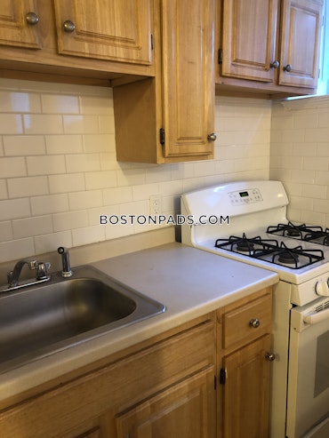 Brookline - 2 Beds, 1 Baths