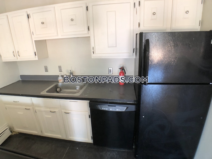 BOSTON - SOUTH END - 3 Beds, 1 Bath - Image 2