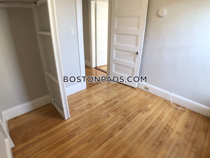 CAMBRIDGE - PORTER SQUARE - 3 Beds, 1 Bath - Image 16