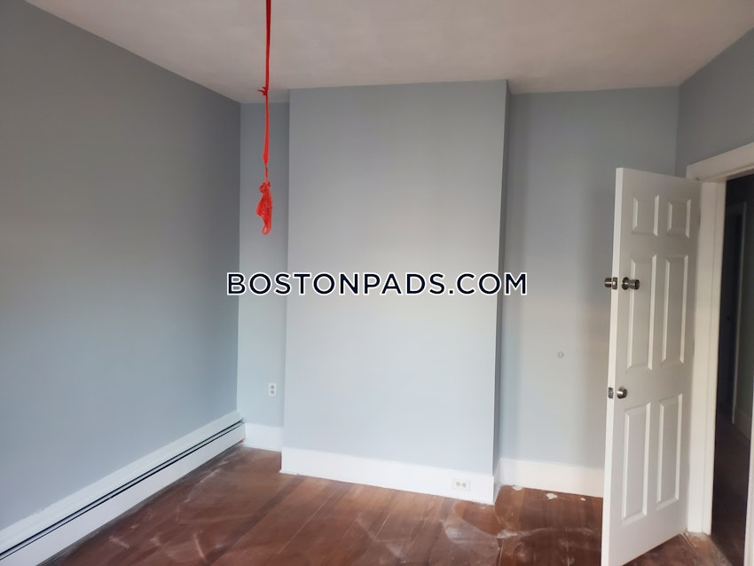 BOSTON - DORCHESTER - SAVIN HILL - 3 Beds, 1 Bath - Image 4