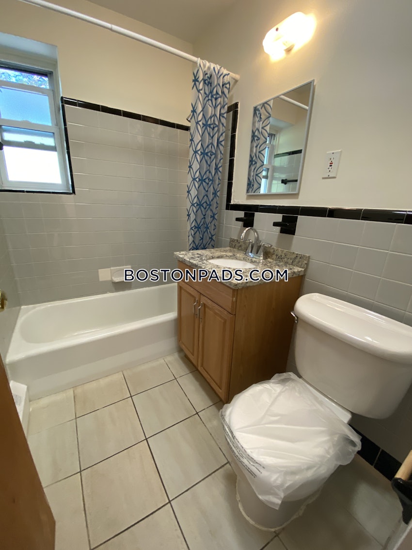 BROOKLINE- COOLIDGE CORNER - 2 Beds, 1 Bath - Image 18