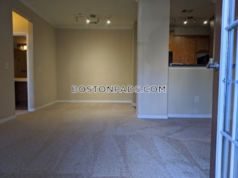 Hawthorne Way. Lawrence