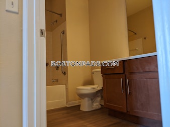 Hawthorne Way. Lawrence