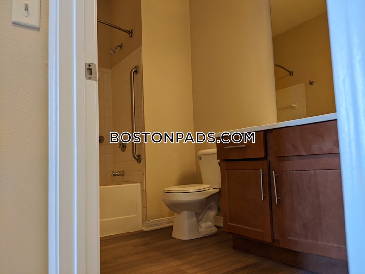 Hawthorne Way., Lawrence