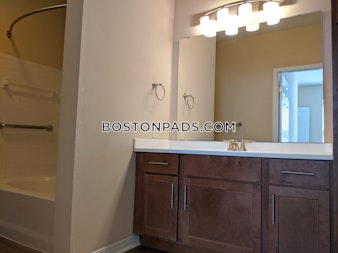 Hawthorne Way. Lawrence