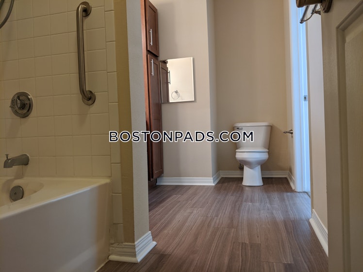 Hawthorne Way., Lawrence