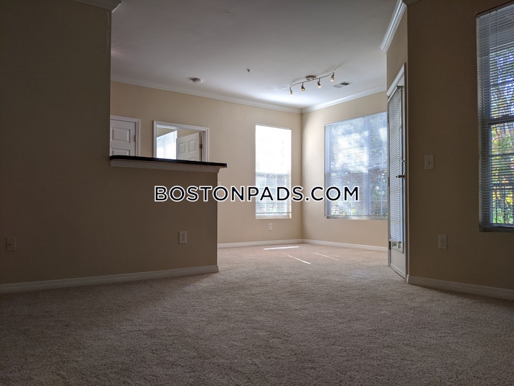 Hawthorne Way., Lawrence