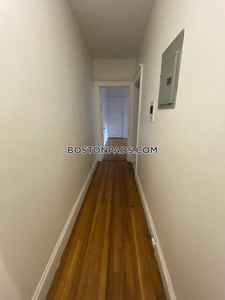 BOSTON - ALLSTON - 1 Bed, 1 Bath - Image 8