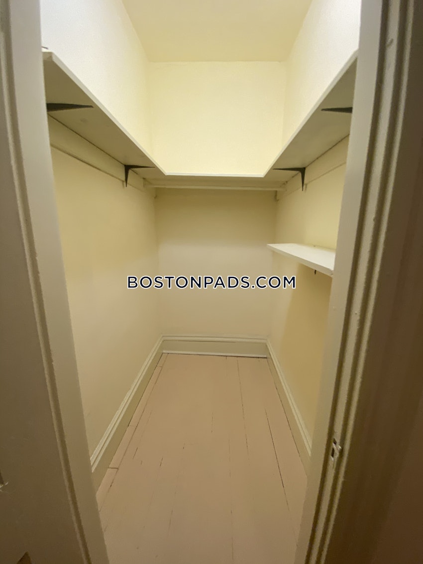 BOSTON - FENWAY/KENMORE - 1 Bed, 1 Bath - Image 48