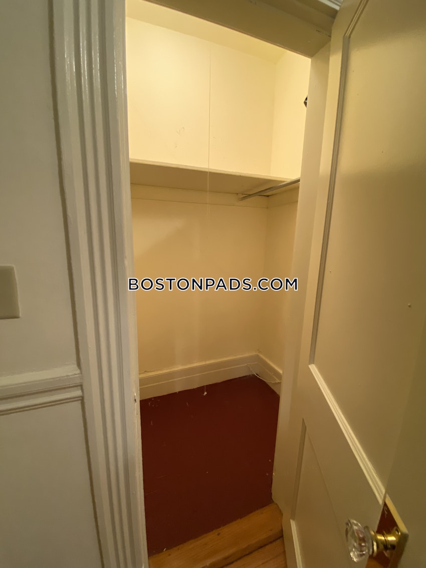 BOSTON - FENWAY/KENMORE - 1 Bed, 1 Bath - Image 27