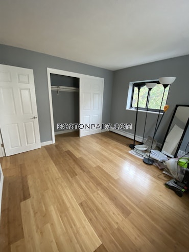 Boston - 2 Beds, 1 Baths