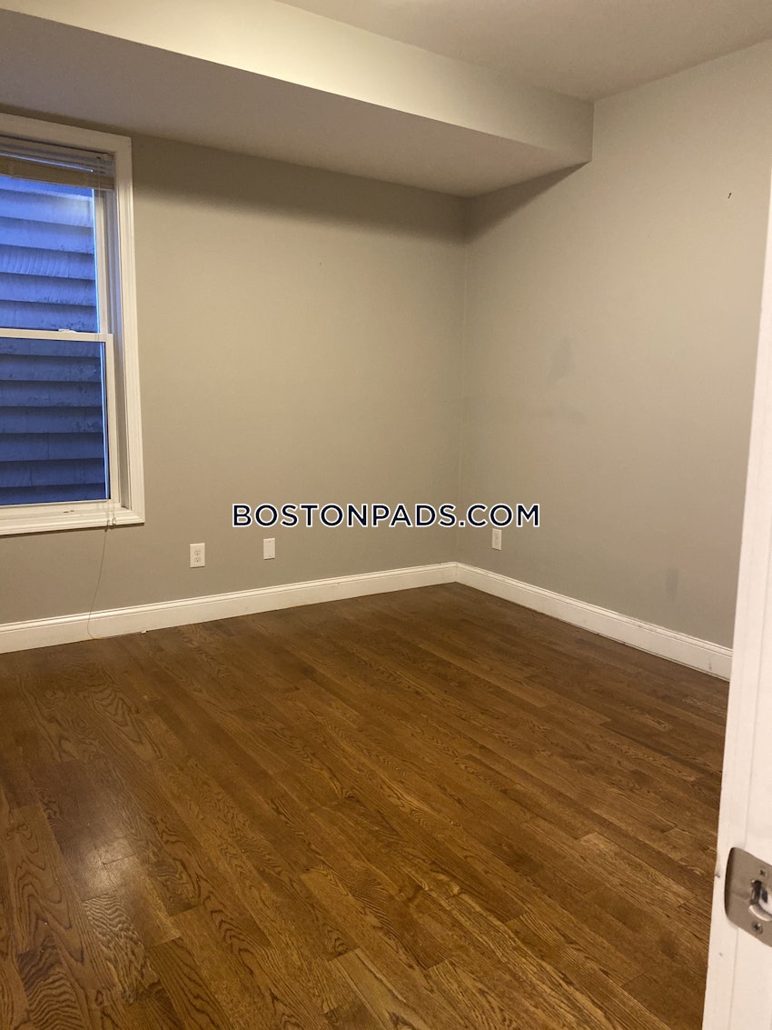 BOSTON - DORCHESTER/SOUTH BOSTON BORDER - 2 Beds, 1 Bath - Image 7