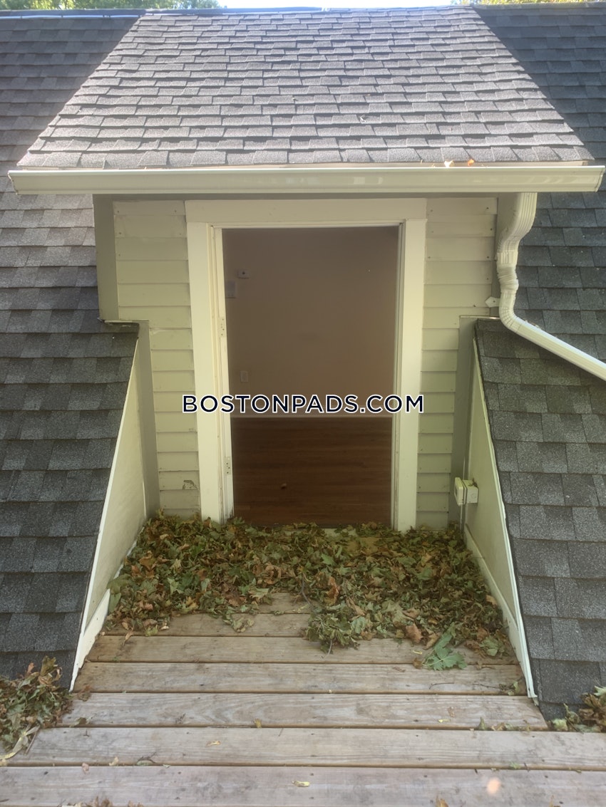 BOSTON - JAMAICA PLAIN - STONY BROOK - 3 Beds, 1 Bath - Image 40