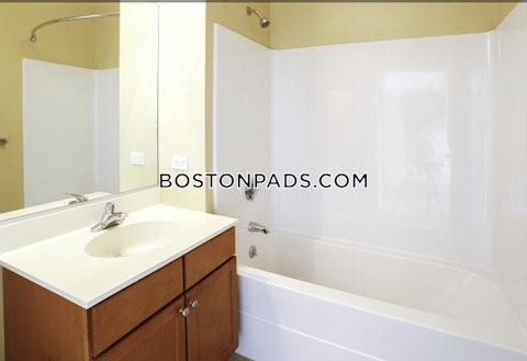 West Broadway Boston photo 5