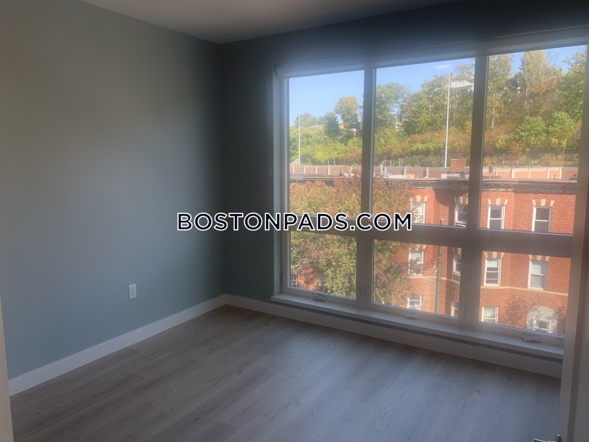 BOSTON - MISSION HILL - 3 Beds, 2 Baths - Image 53