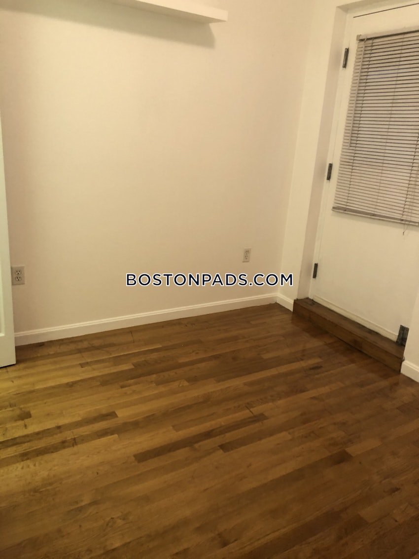 BOSTON - NORTH END - 2 Beds, 2 Baths - Image 31