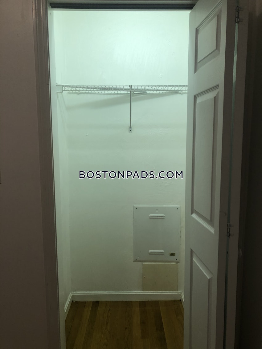 BOSTON - NORTH END - 2 Beds, 2 Baths - Image 28