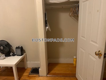 Boston - 5 Beds, 2 Baths