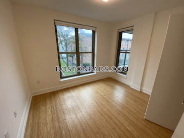 Boston - 2 Beds, 2 Baths