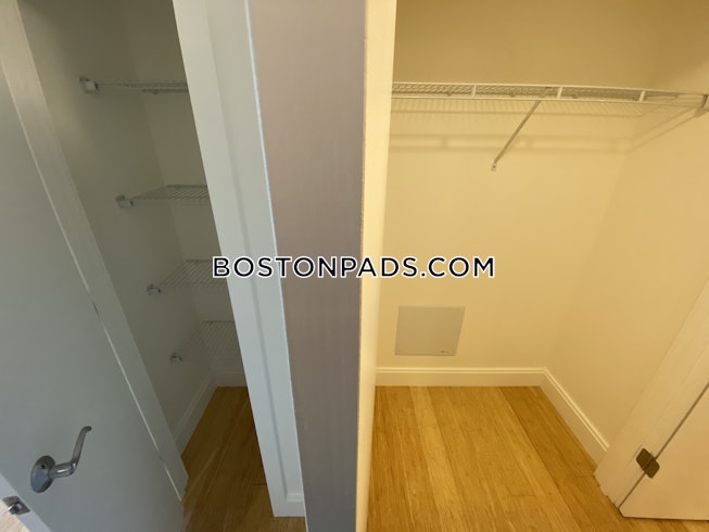 Boston - $4,200+ /mo