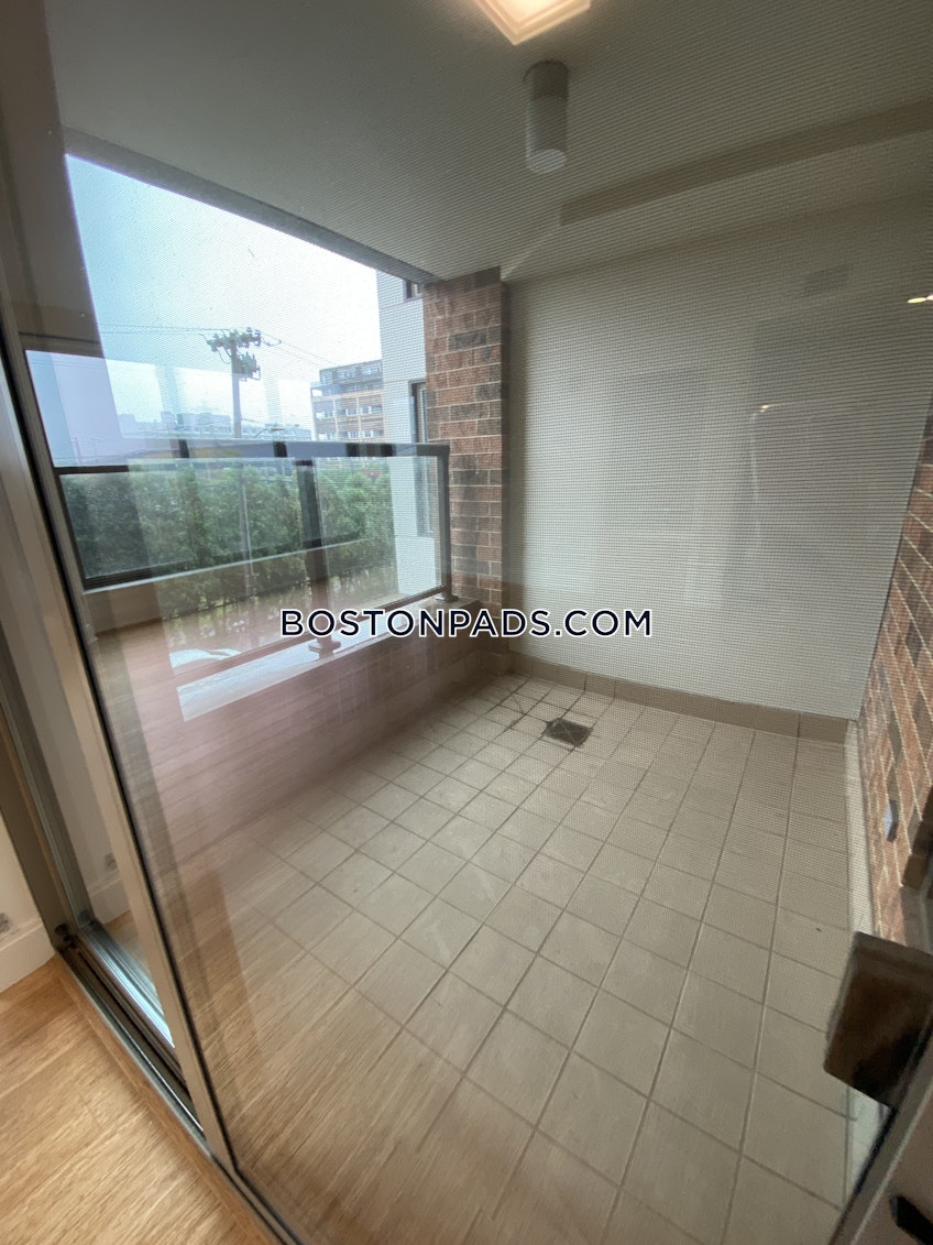 Boston - $4,200+ /month