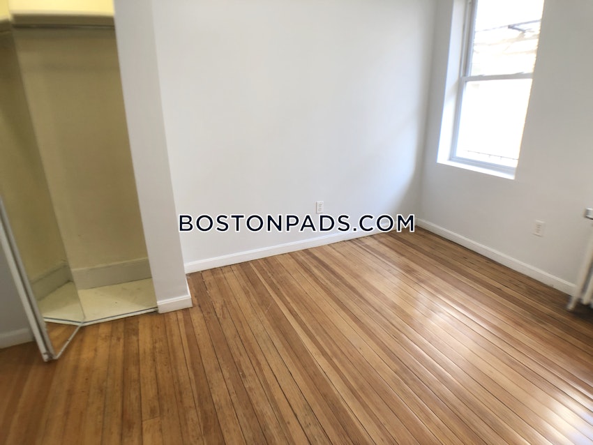 BOSTON - NORTH END - 1 Bed, 1 Bath - Image 26