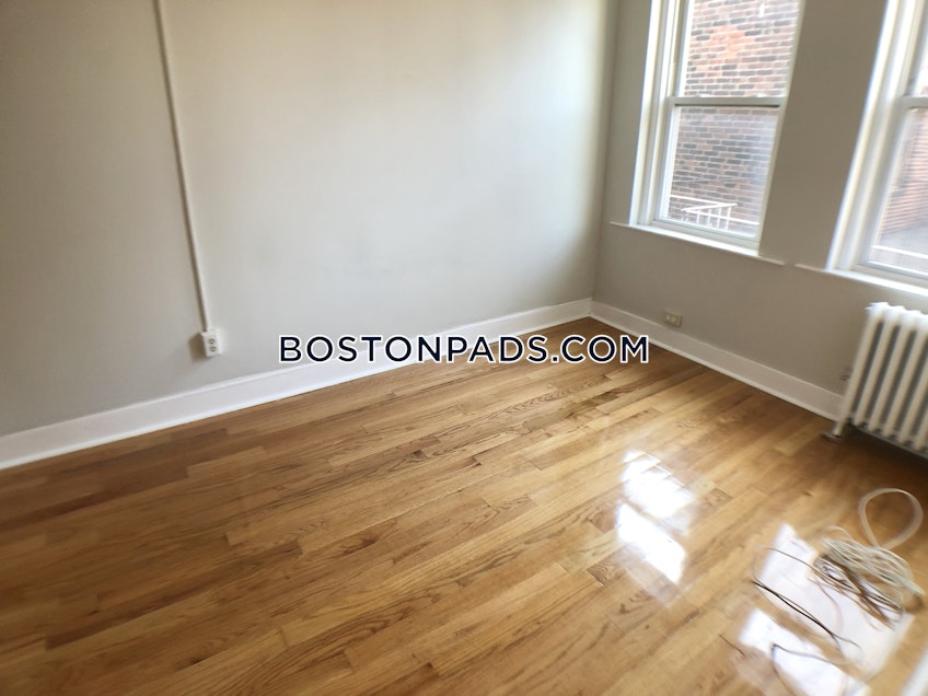 Boston - $3,300+ /month