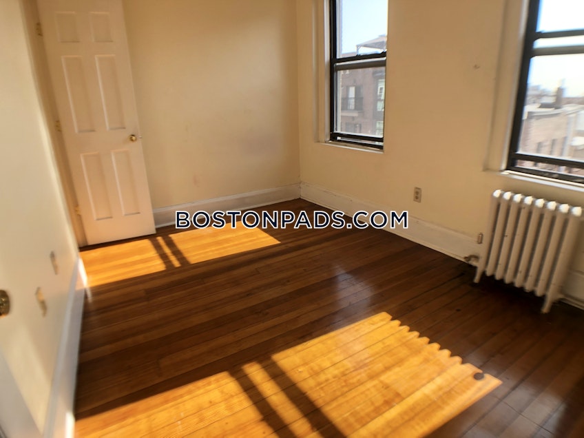 Boston - $5,400+ /month