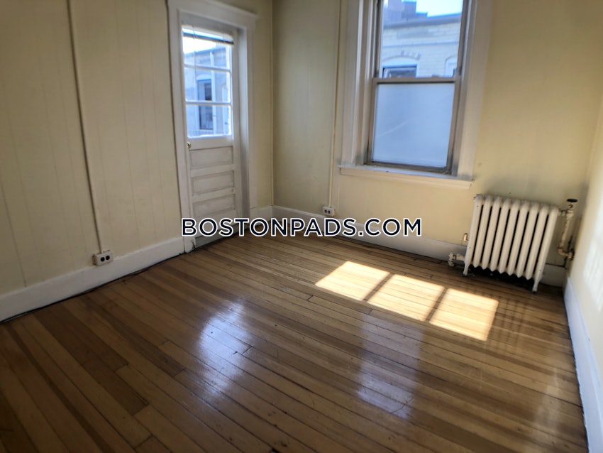 BOSTON - NORTH END - 2 Beds, 1 Bath - Image 41