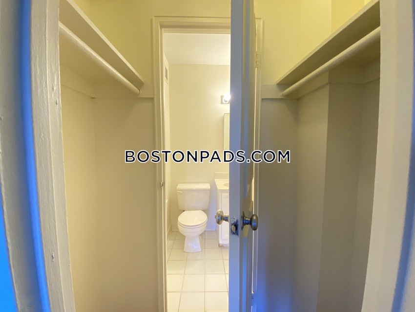 BROOKLINE- BOSTON UNIVERSITY - 2 Beds, 1.5 Baths - Image 7