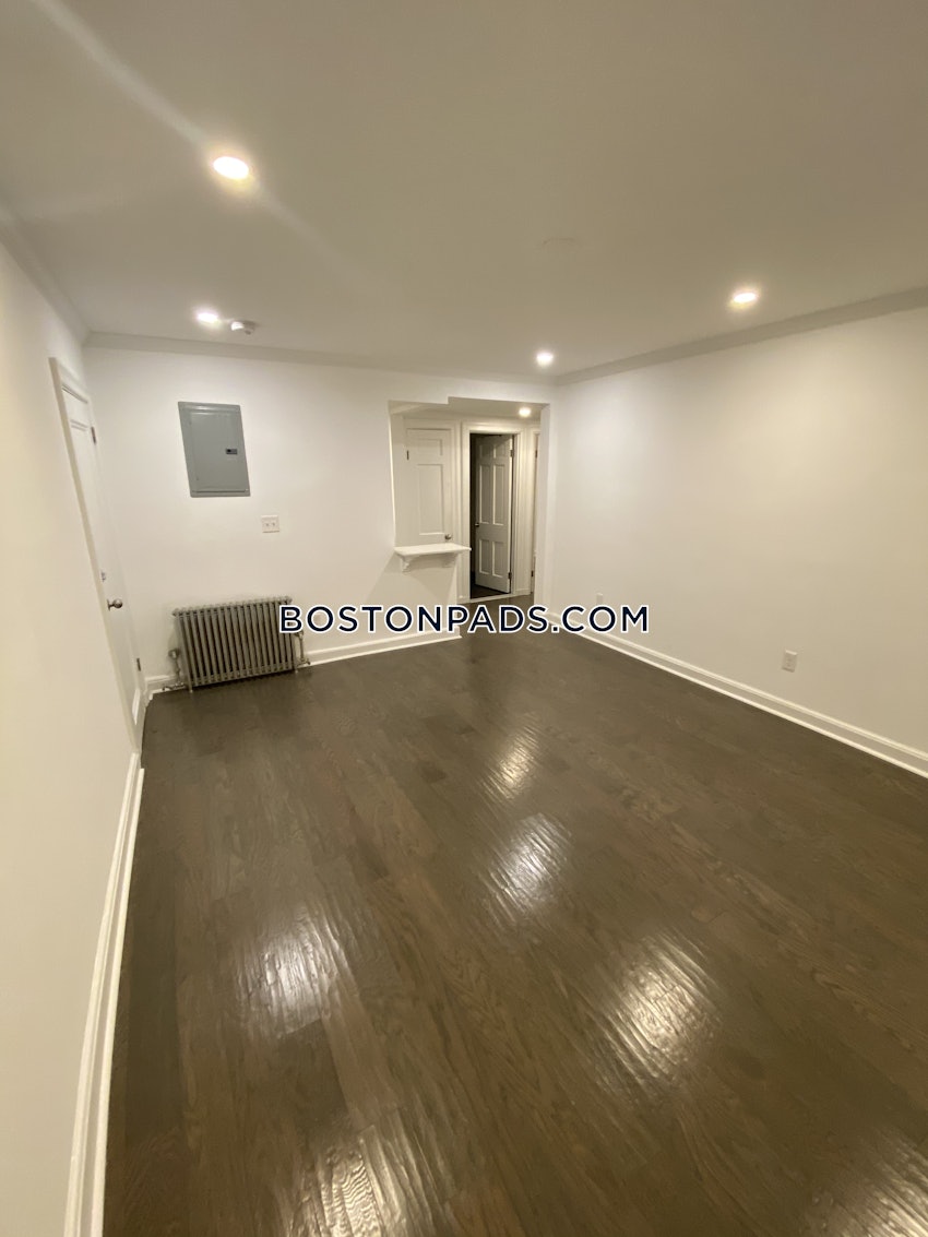 NEWTON - WABAN - 2 Beds, 1 Bath - Image 23