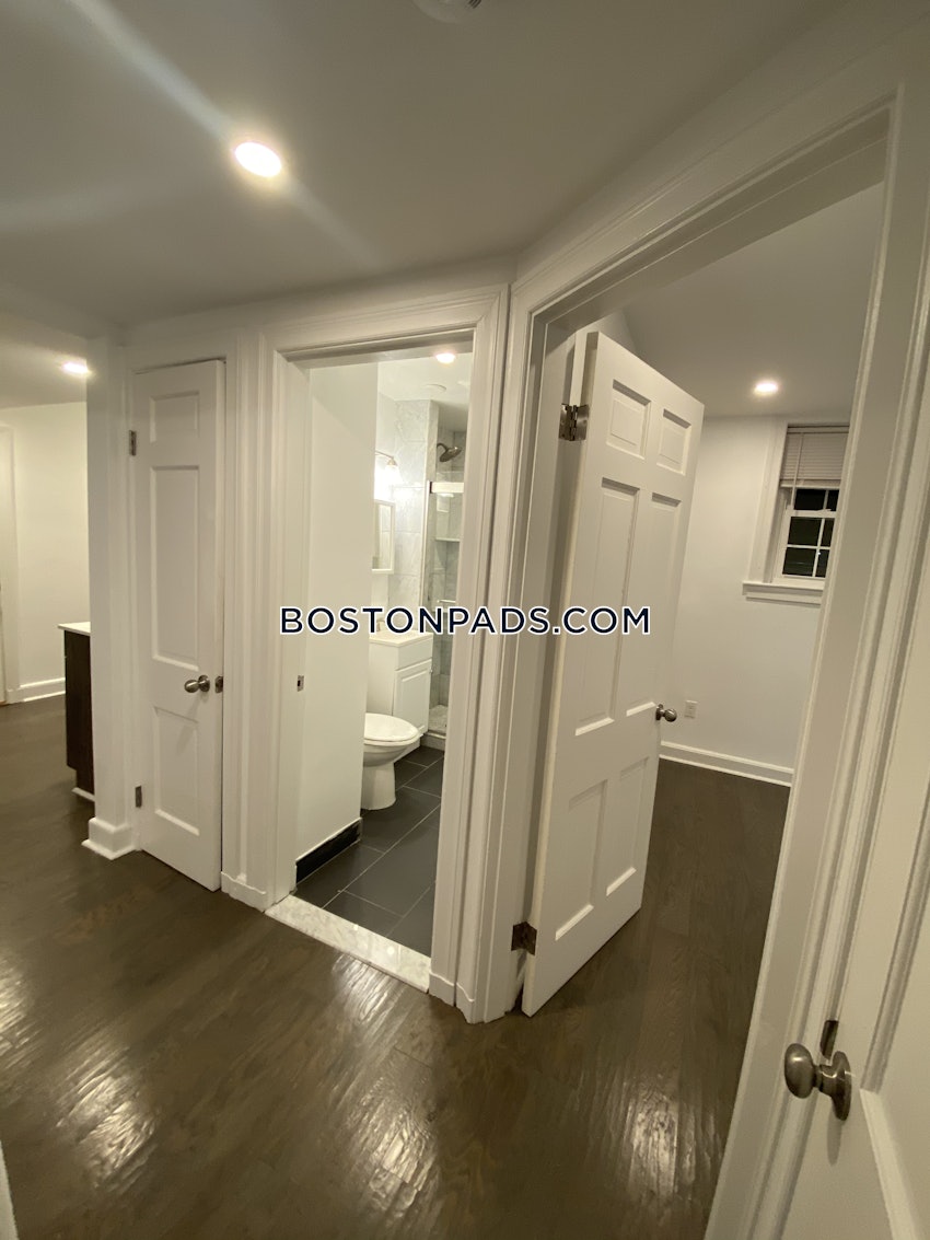 NEWTON - WABAN - 2 Beds, 1 Bath - Image 9