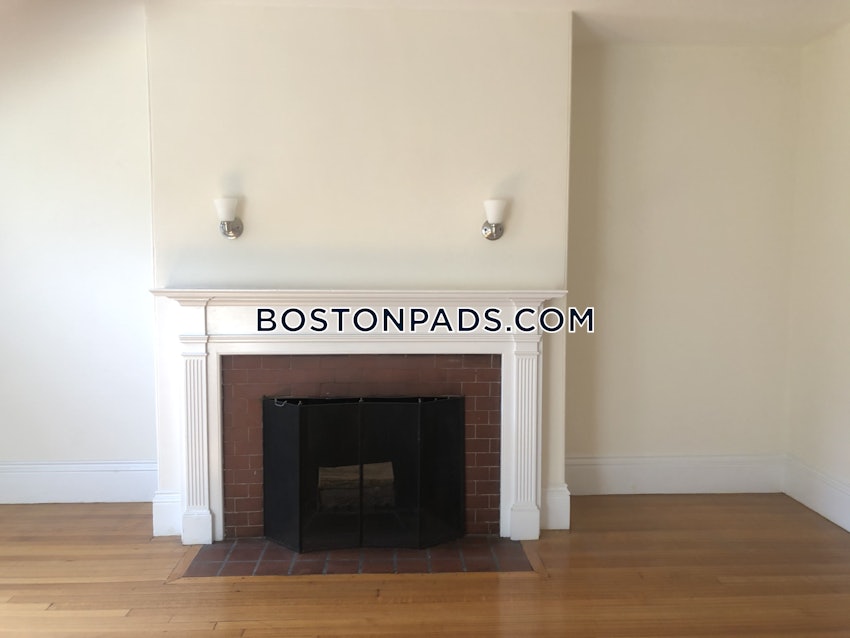 BOSTON - BACK BAY - 1 Bed, 1 Bath - Image 9