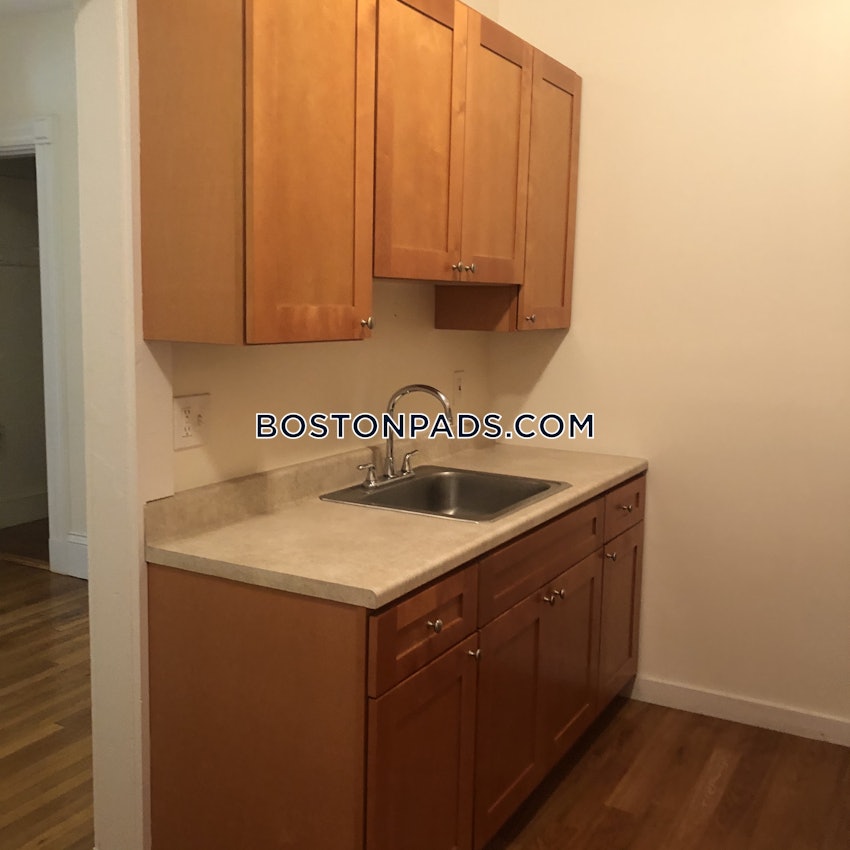 BOSTON - BACK BAY - 1 Bed, 1 Bath - Image 5