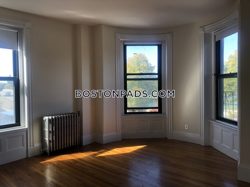 BOSTON - BACK BAY - 2 Beds, 1 Bath - Image 15
