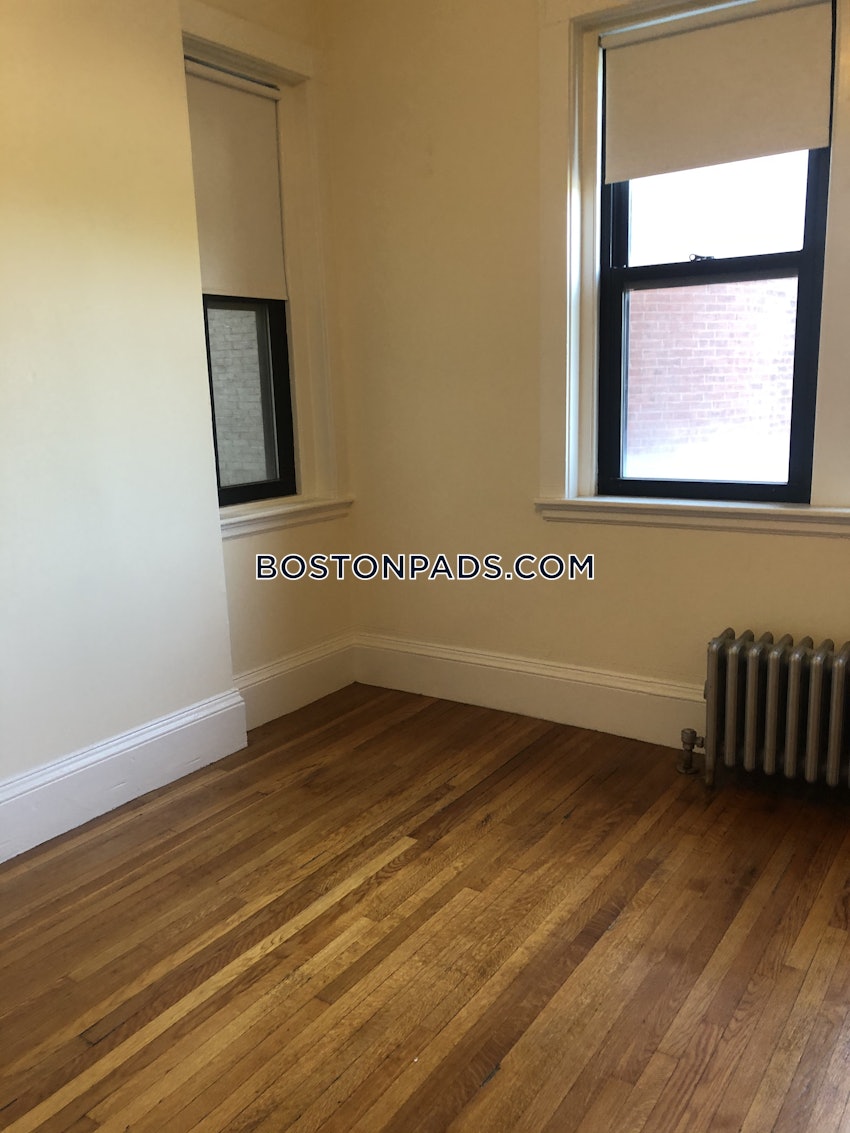 BOSTON - BACK BAY - 2 Beds, 1 Bath - Image 8