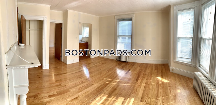 CAMBRIDGE - HARVARD SQUARE - 1 Bed, 1 Bath - Image 16