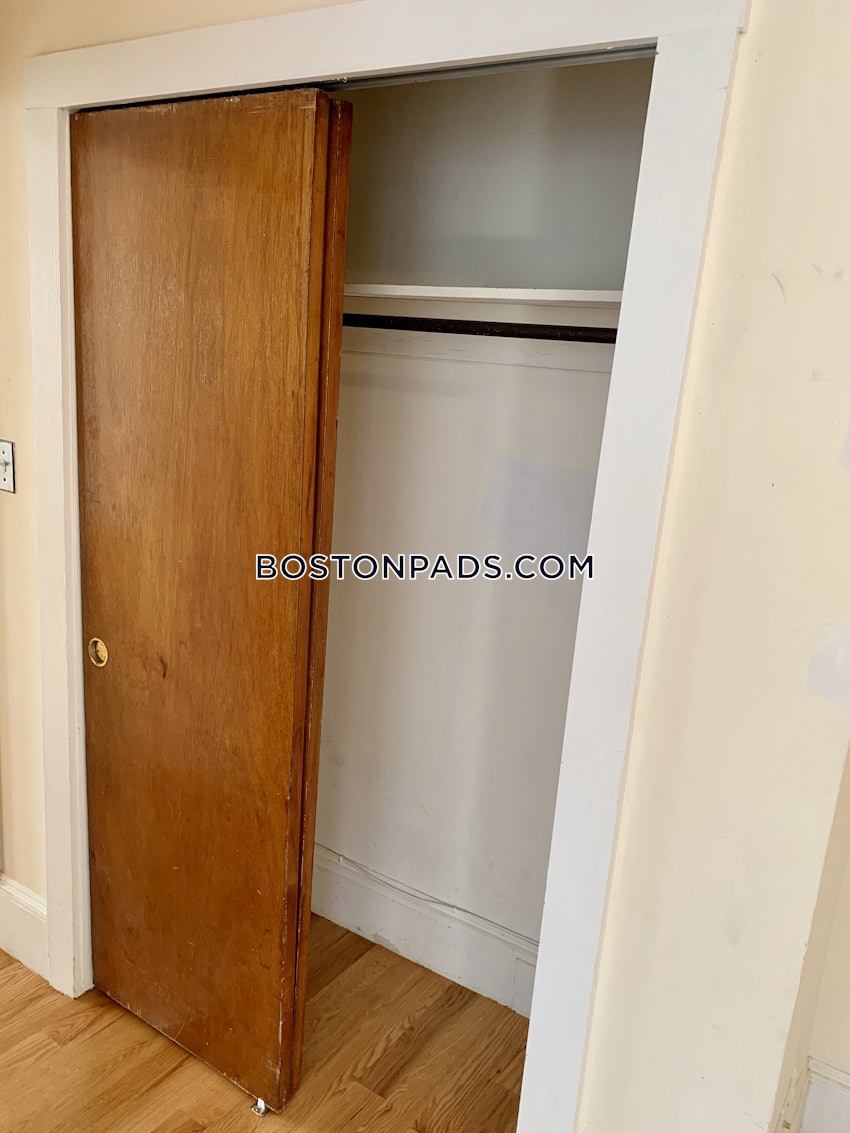 CAMBRIDGE - HARVARD SQUARE - 1 Bed, 1 Bath - Image 19