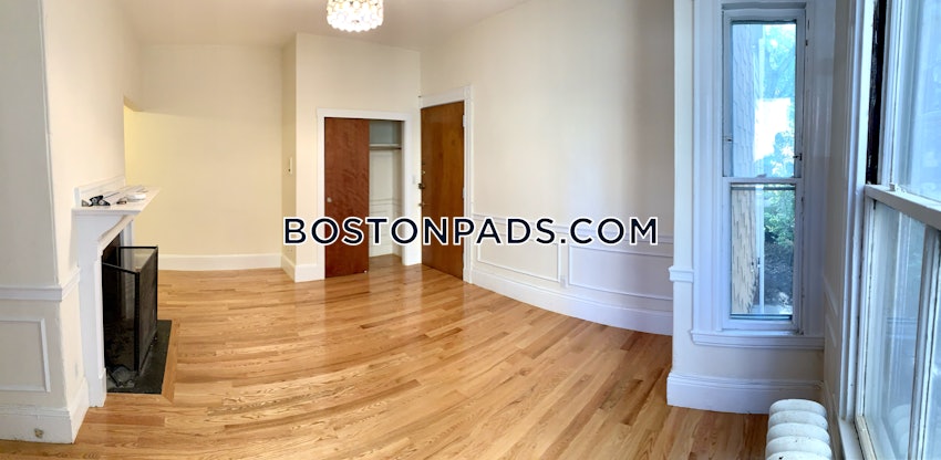 CAMBRIDGE - HARVARD SQUARE - 1 Bed, 1 Bath - Image 15