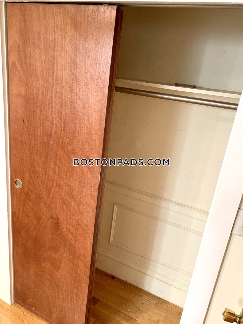 CAMBRIDGE - HARVARD SQUARE - 1 Bed, 1 Bath - Image 20